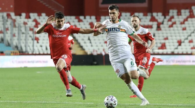Alanyaspor yarı finalde kupaya veda etti