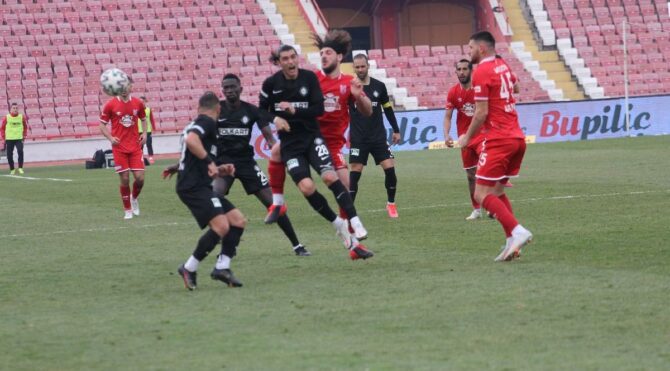 Altay deplasmanda farklı kazandı