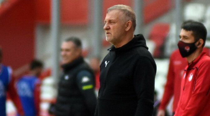 BB Erzurumspor’a teknik direktör dayanmıyor… Son kurban Mesut Bakkal