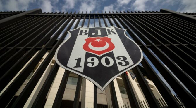 Beşiktaş’ta iki futbolcunun corona virüsü testi pozitif