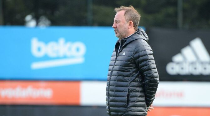 Beşiktaş’ta zorunlu değişiklik! Sergen Yalçın açıkladı