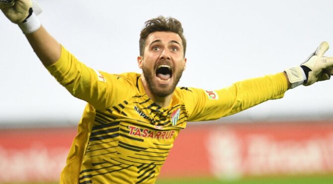 Bursaspor’un genç kalecisi Ataberk Dadakdeniz PFDK’ya sevk edildi