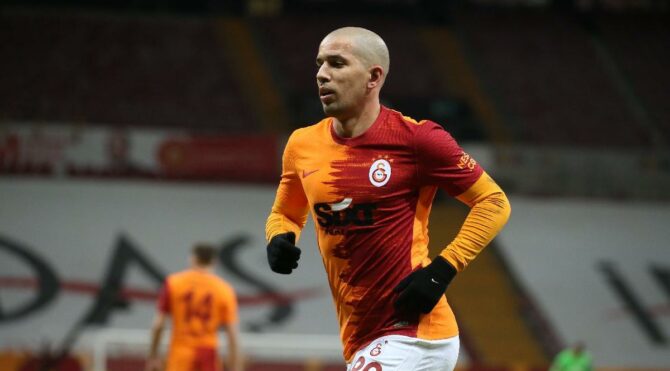 Cezayir, Feghouli’nin gol attığı maçı farklı kazandı