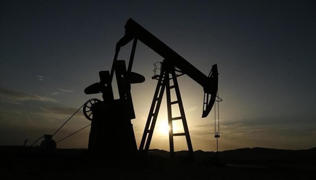 COVID-19 etkisi: Petrol devlerinin geliri 2020'de 716,5 milyar dolar azaldı