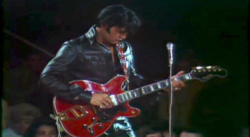 Elvis Presley'in gitarı 500 bin dolara satıldı