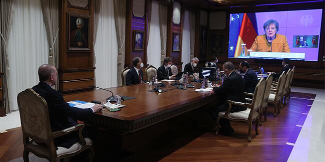 Erdoğan ile görüşmesi sonrası Merkel'den Türkiye vurgusu