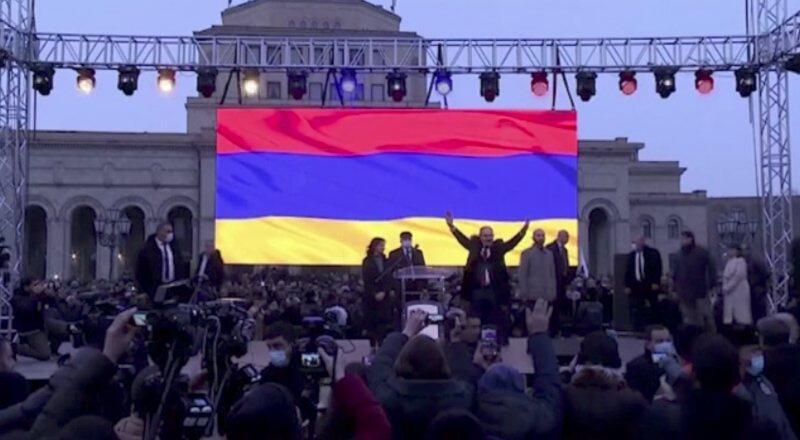 Ermenistan'da halk göç ediyor