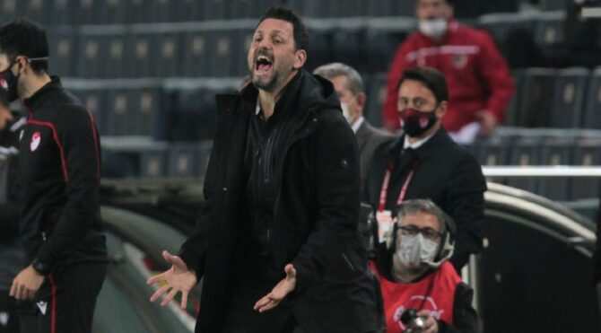 Erol Bulut: ‘Yüzde 100 ofsayt, çizgiler bize farklı çiziliyor’