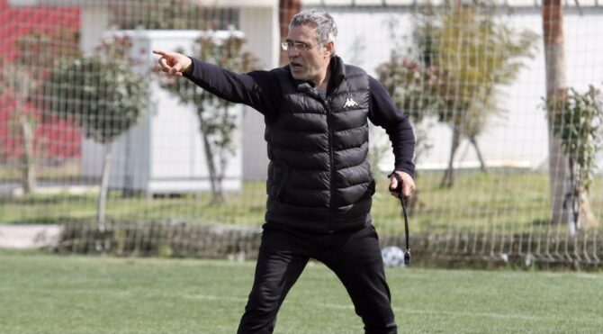 Ersun Yanal tecrübe konuşturuyor