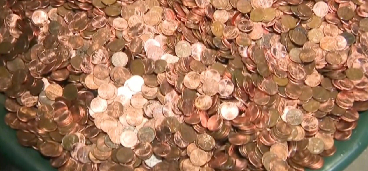 Eski işvereni borcunu yağlı madeni paralar ile ödedi
