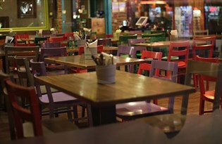 Restoran işletmecileri 1 Mart'ta belirli bölgelerde açılmayı bekliyor