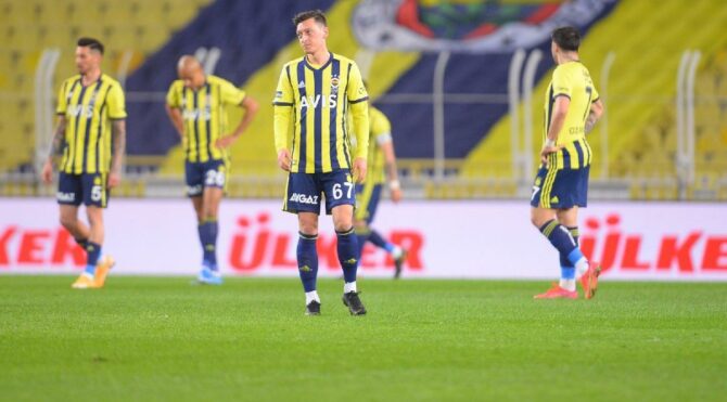 Fenerbahçe-Antalyaspor maçında puanlar paylaşıldı… Kadıköy kabusu sürüyor