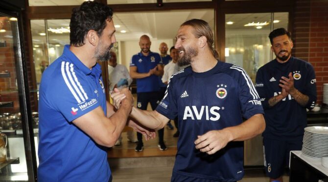 Fenerbahçe’de Caner Erkin belirsizliği! Takıma ne zaman dahil olacak?