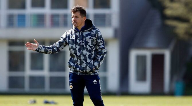 Fenerbahçe’de Emre Belözoğlu, Erol Bulut’un yaptığını yapmayacak!