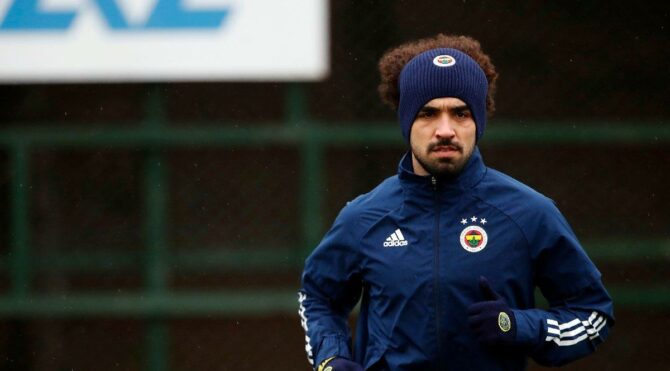 Fenerbahçe’de Sadık Çiftpınar ameliyat edildi