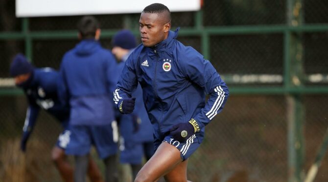 Fenerbahçe forvetleri kayıp: Aradığınız golcüye ulaşılamıyor…