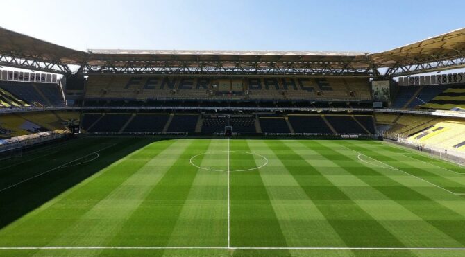 Fenerbahçe stadındaki zeminde muhteşem değişim