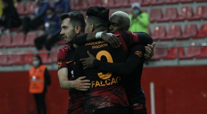 Galatasaray, Kayserispor’u yıldızlarıyla devirdi: 0-3