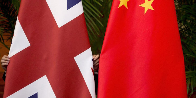 İki ülke karşı karşıya geldi! 'Uygunsuz makale' krizi