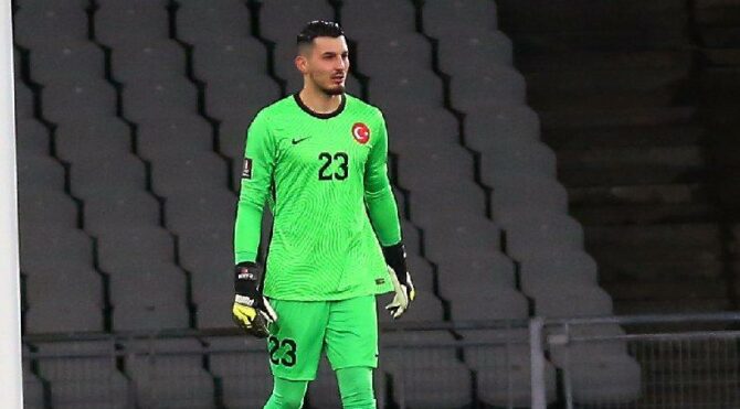 İngilizler yazdı! Uğurcan Çakır’a yakın takip