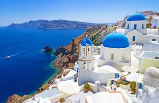 Yunanistan'ın turizm gelirleri sert düştü