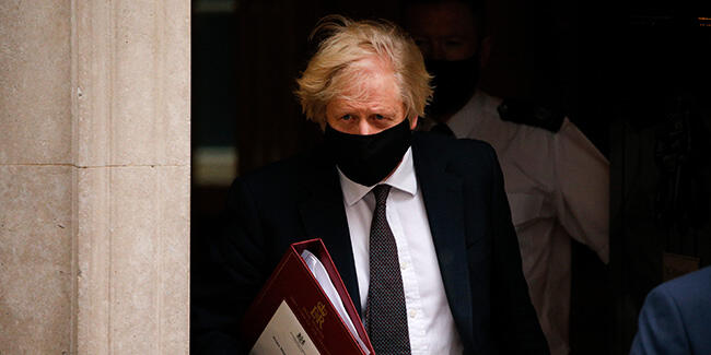 İngiltere Başbakanı Johnson, bazı ülkelerin kullanımını askıya aldığı AstraZeneca aşısını yaptıracak