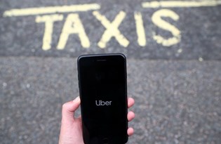 İngiltere'de Uber çalışanları işçi haklarına sahip olacak