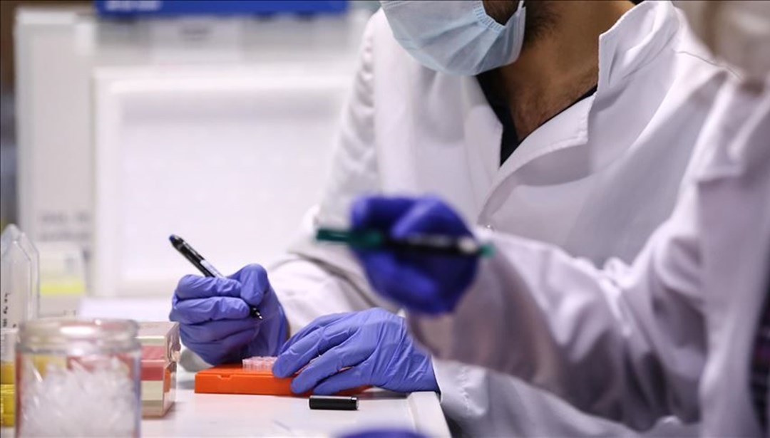 İstanbul'da sağlık çalışanlarının ücretsiz ulaşım ve park hakkı süresi uzatıldı