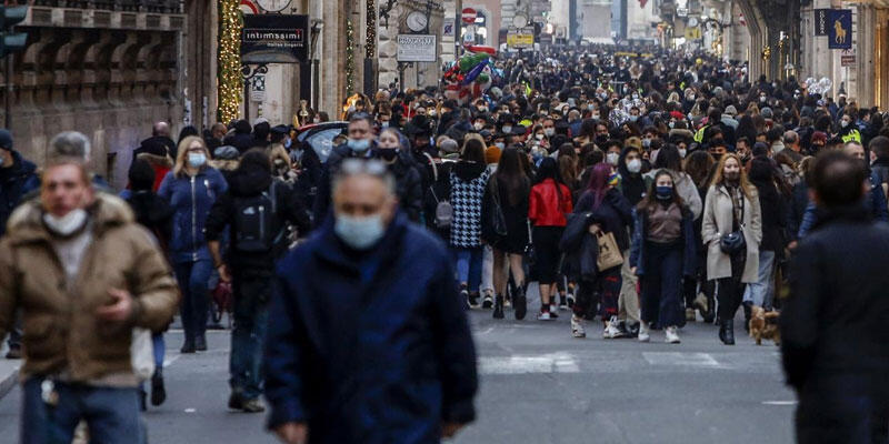 İtalya'da Kovid-19'dan ölenlerin sayısı 105 bini geçti