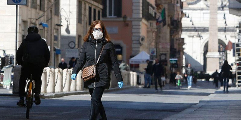 İtalya'da son 24 saatte 23 bin 59 Kovid-19 vakası tespit edildi