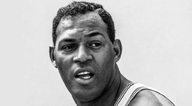 LA Lakers basketbol efsanesi Elgin Baylor’ın hayatını kaybettiğini açıkladı