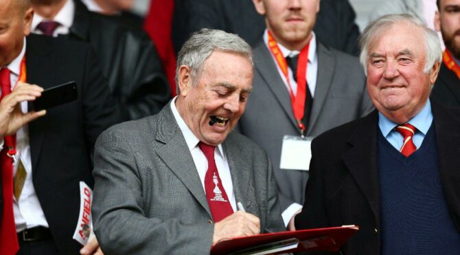 Liverpool efsanesi Ian St John hayatını kaybetti