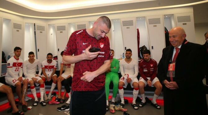 Maçtan sonra Cumhurbaşkanı Erdoğan’dan soyunma odasına telefon