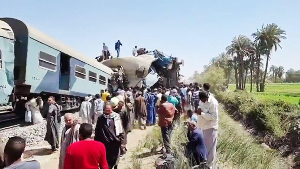 Mısır'da tren kazası: 32 ölü, 66 yaralı