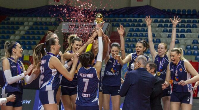 Nazar değmesin! Voleybolda kupaya doymadık!