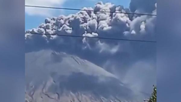 Nikaragua’daki San Cristobal yanardağı şehri küle boğdu