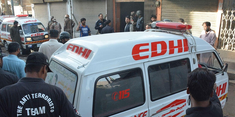 Pakistan'da bombalı saldırı: 3 ölü, 12 yaralı