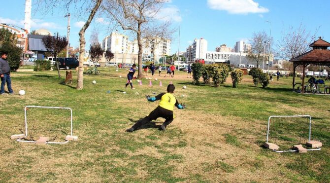 Pandemide park, antrenman sahaları oldu