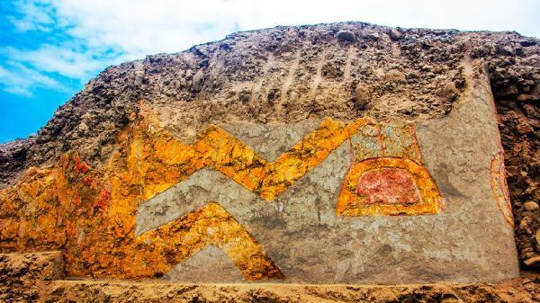Peru’da 3 bin 200 yıllık tapınak keşfedildi