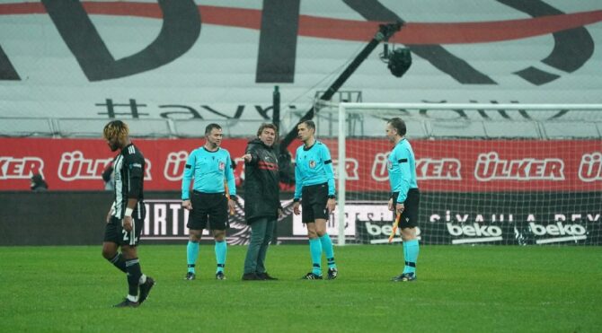 Ricardo Sá Pinto: ‘İttiler, düşürüldü ve hiçbir şey verilmedi’