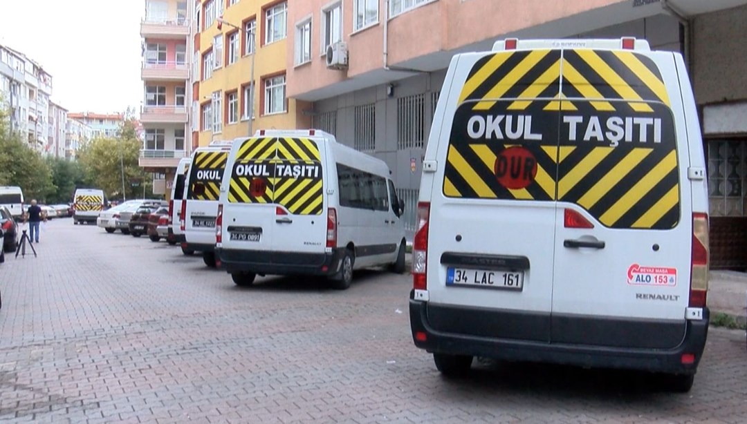 Servisler okula dönemedi