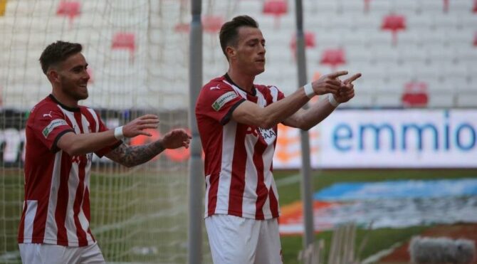 Sivasspor, Karagümrük’ü yenerek seriye devam etti