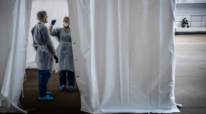 Son dakika... Hollanda'da COVID-19 test merkezi yakınında patlama