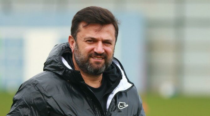 Sumudica ‘Mourinho gelse kurtaramaz’ diyerek ayrılmıştı… İkide iki yaptı