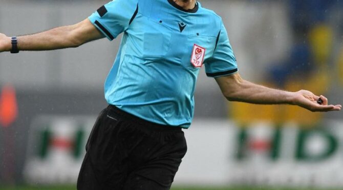 Süper Lig’de 30. hafta maçlarını yönetecek hakemler