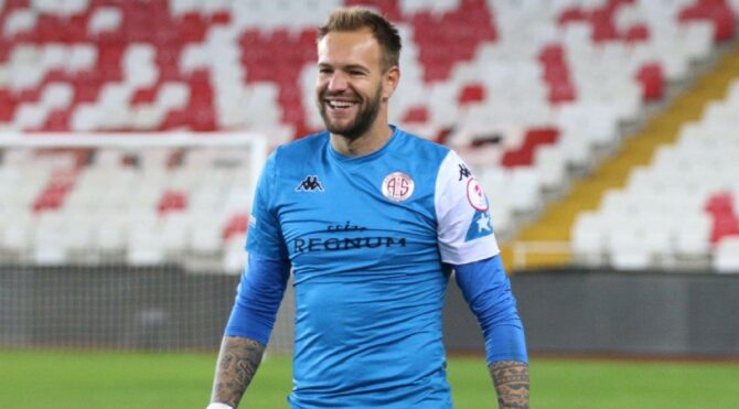 Süper Lig’de kalesini gole en çok kapatan Boffin!