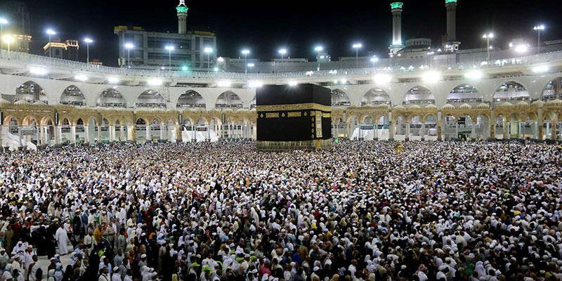 Suudi Arabistan, hac ibadeti için Kovid-19 aşısı olma şartı getirdi