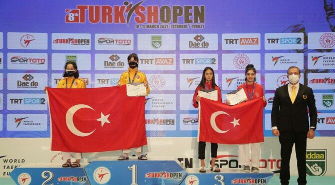 Turkish Open 2021’in 6’ncı gününde milli tekvandoculardan 6’sı altın 22 madalya