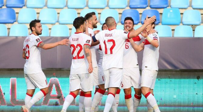 Türkiye Letonya maçına taraftar alınacağı açıklandı