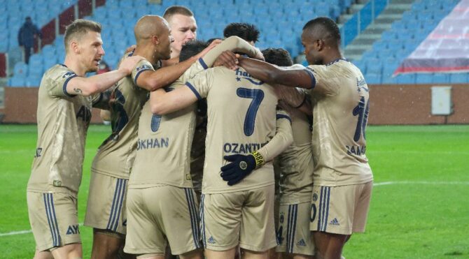 Üç puandan fazlası